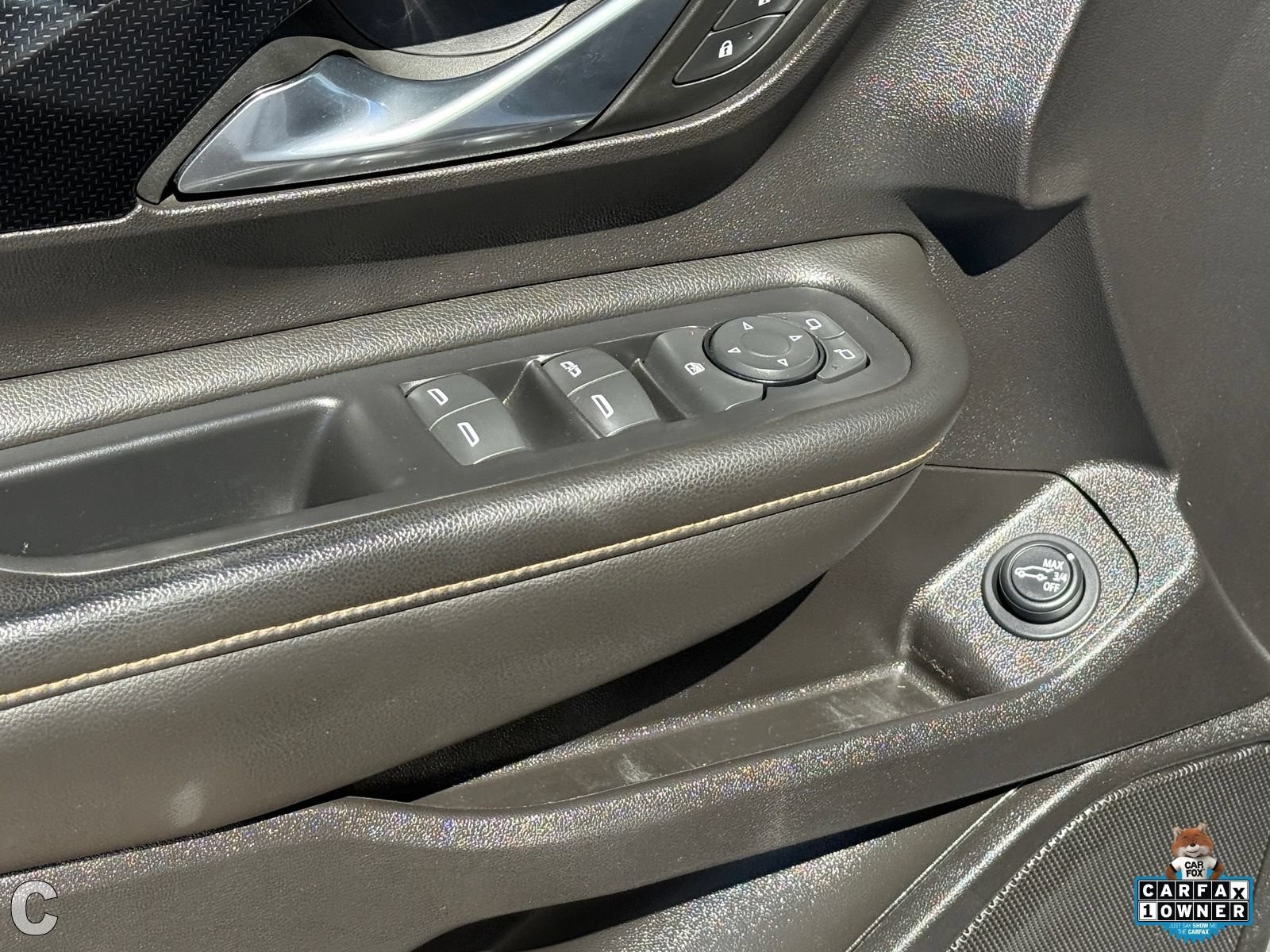 Certified 2024 GMC Terrain AT4 w/ Tech Package AWD/4WD image 18