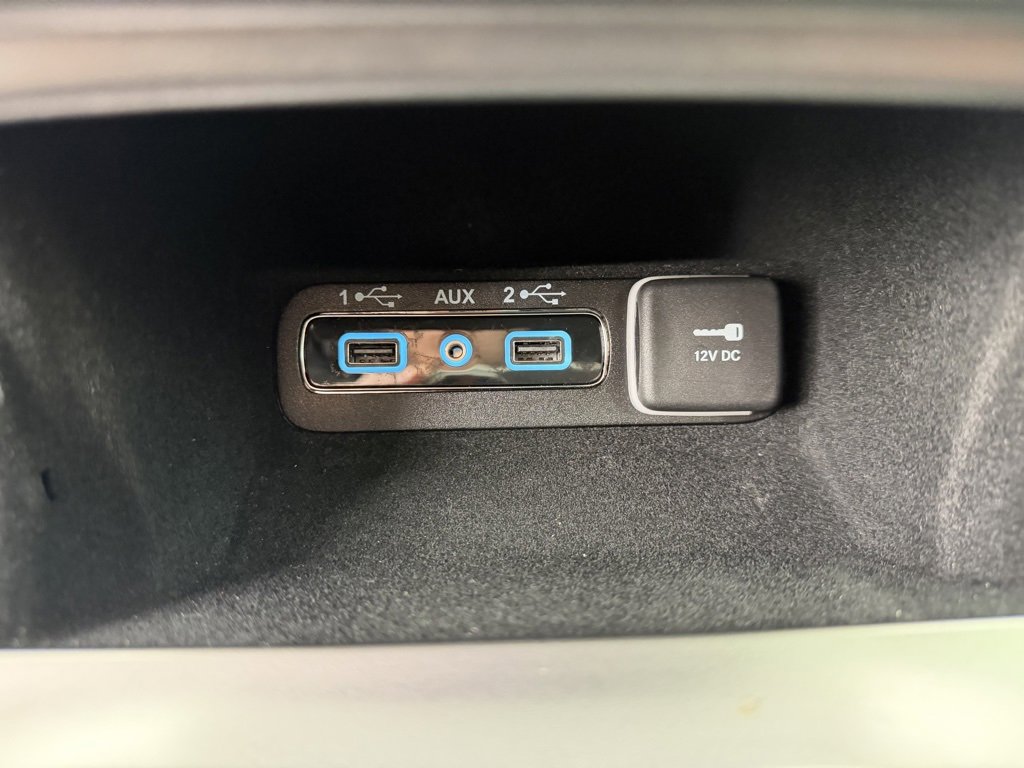 Used 2021 Jeep Grand Cherokee Laredo X image 26