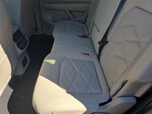 New 2026 Volkswagen Atlas SE image 10