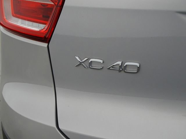 Used 2025 Volvo XC40 B5 Core AWD/4WD image 41