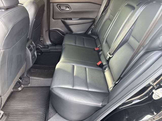 Used 2023 Nissan Rogue SV w/ SV Premium B Package AWD/4WD image 12