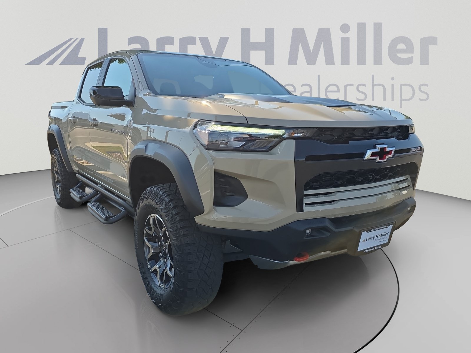 Certified 2024 Chevrolet Colorado ZR2 w/ Technology Package AWD/4WD image 7