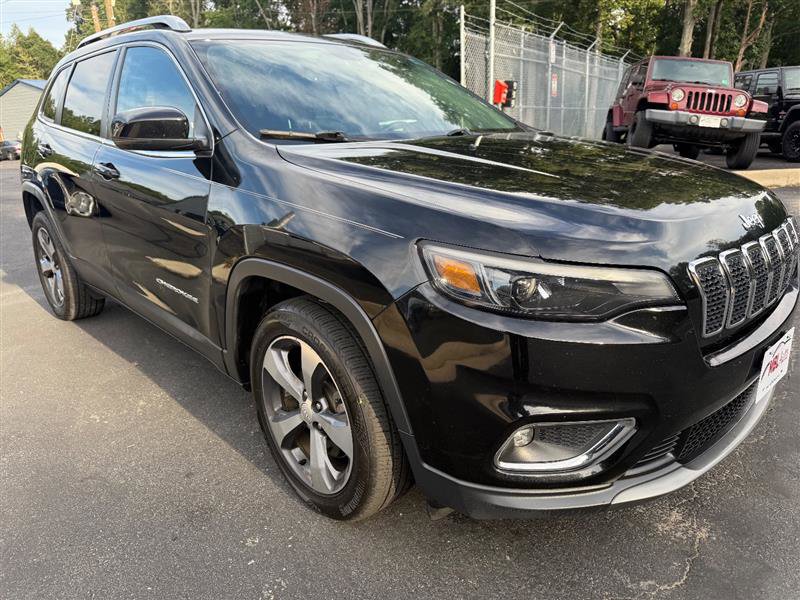 Used 2019 Jeep Cherokee Limited image 7