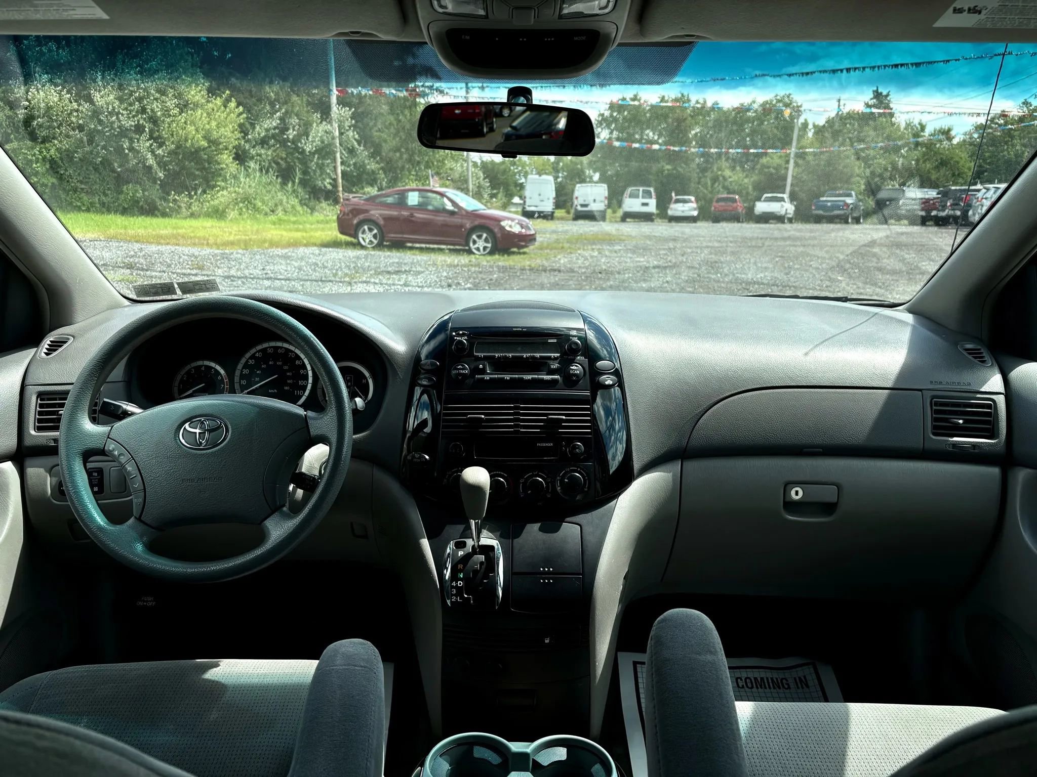 Used 2005 Toyota Sienna LE image 32