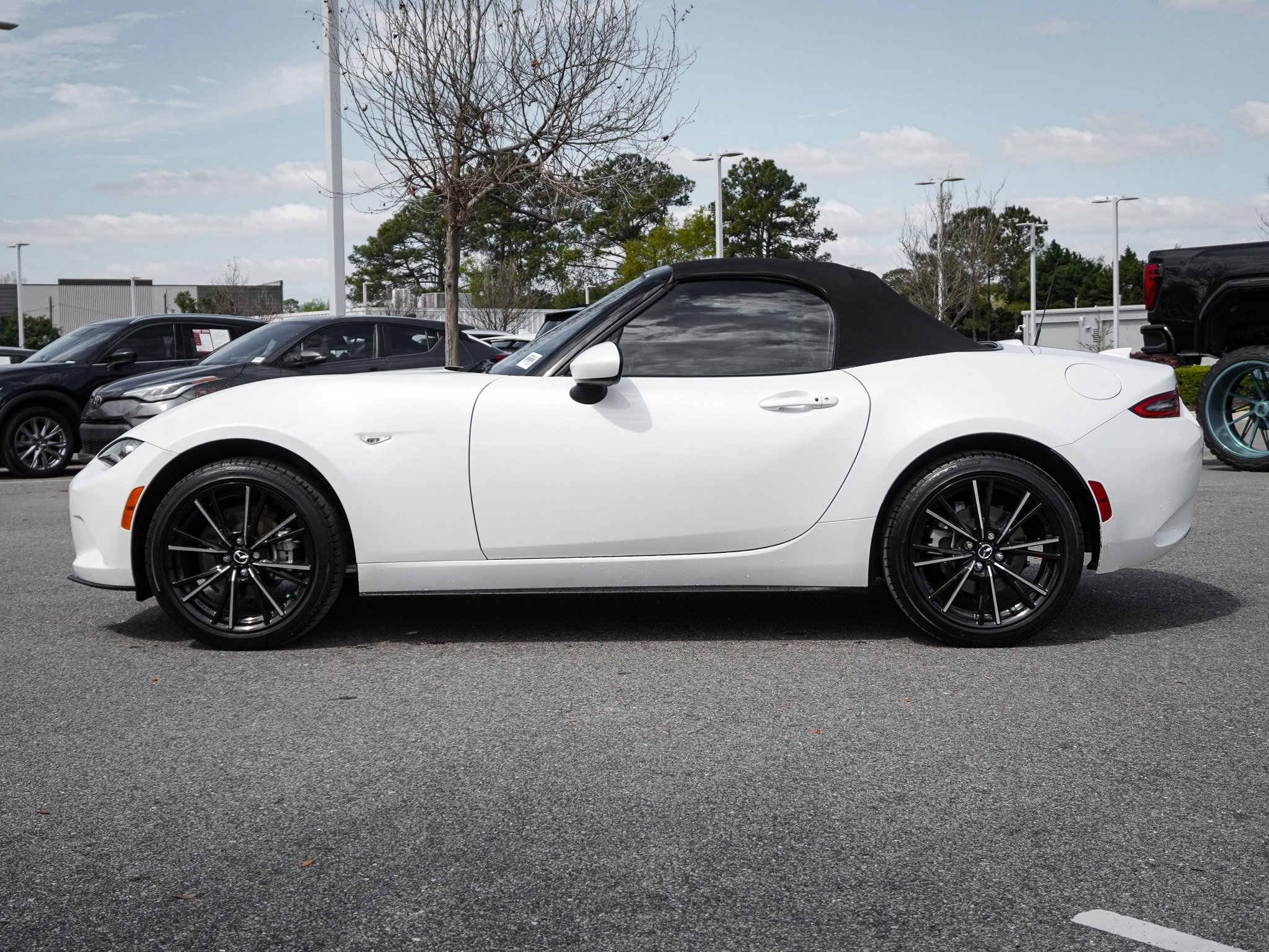 Certified 2025 MAZDA MX-5 Miata Grand Touring image 7