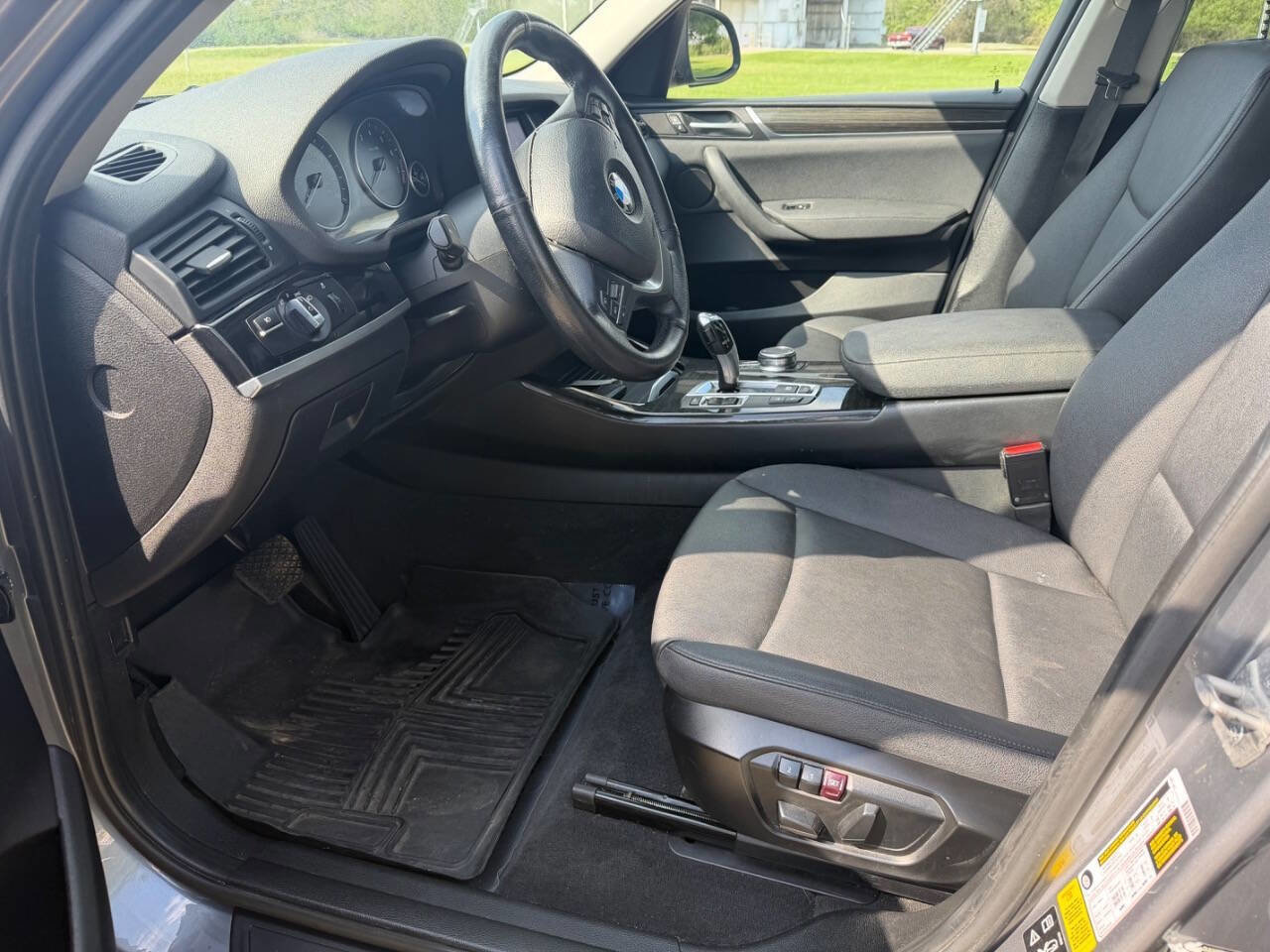 Used 2017 BMW X3 xDrive28i AWD/4WD image 12