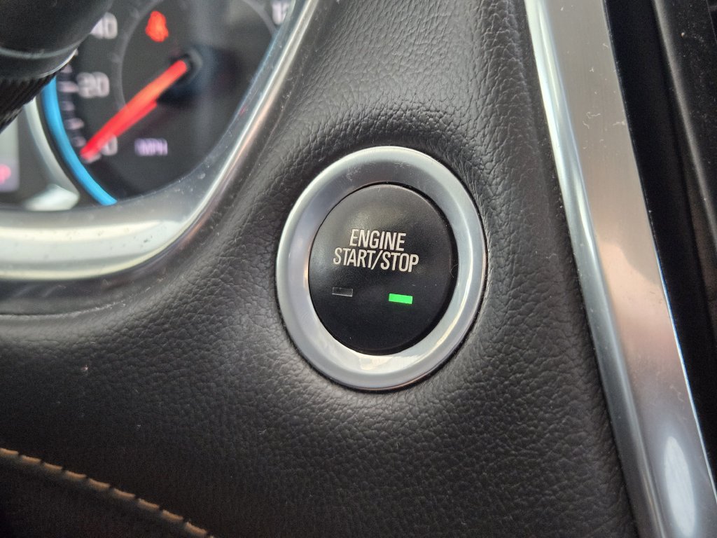Used 2021 Chevrolet Traverse Premier w/ Redline Edition FWD image 21