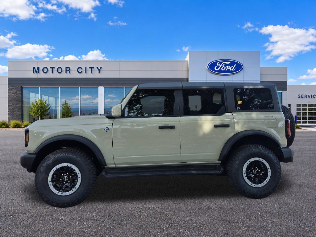 New 2026 Ford Bronco Outer Banks w/ Sasquatch Package AWD/4WD image 2