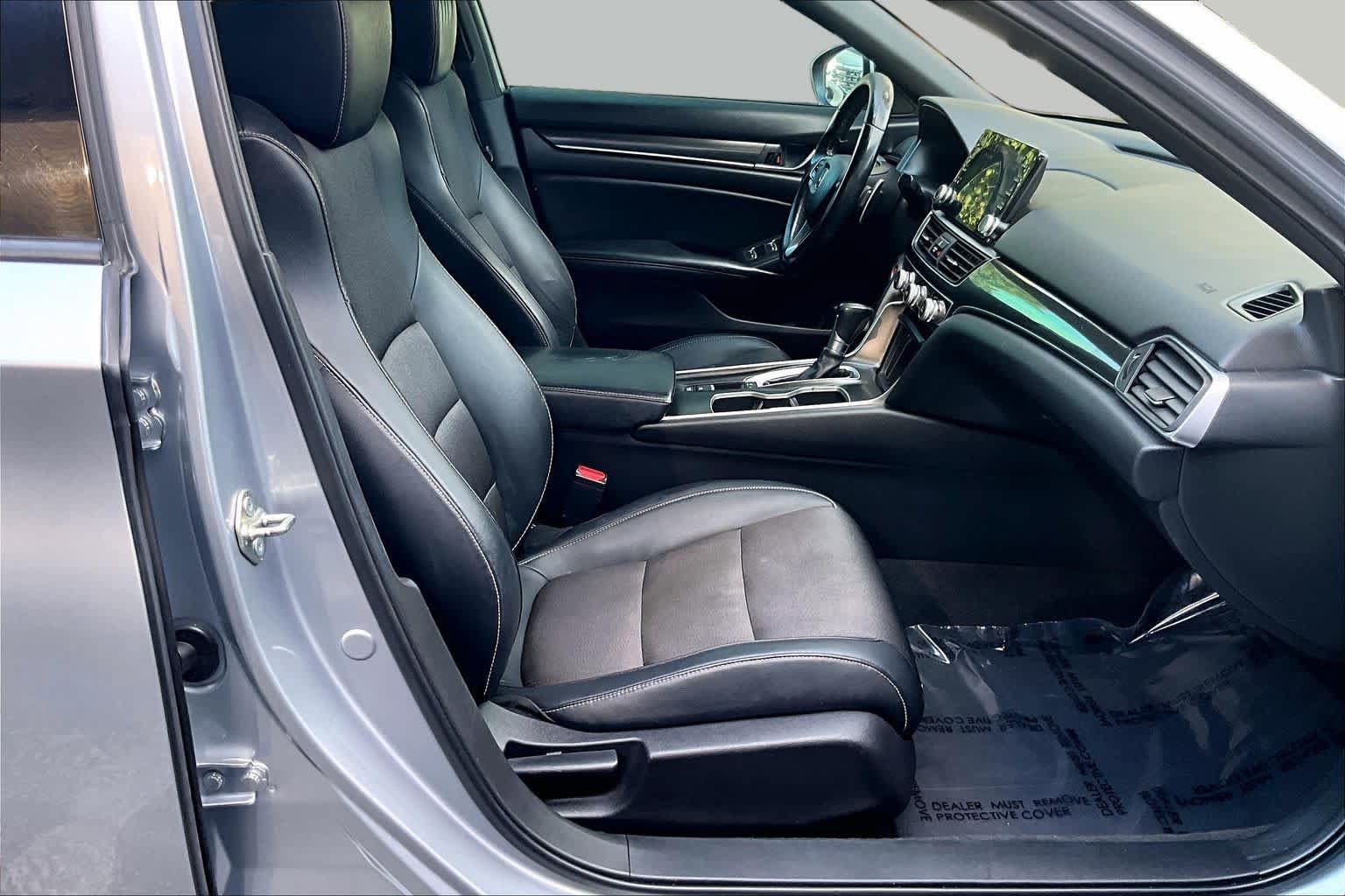 Used 2018 Honda Accord Sport image 8