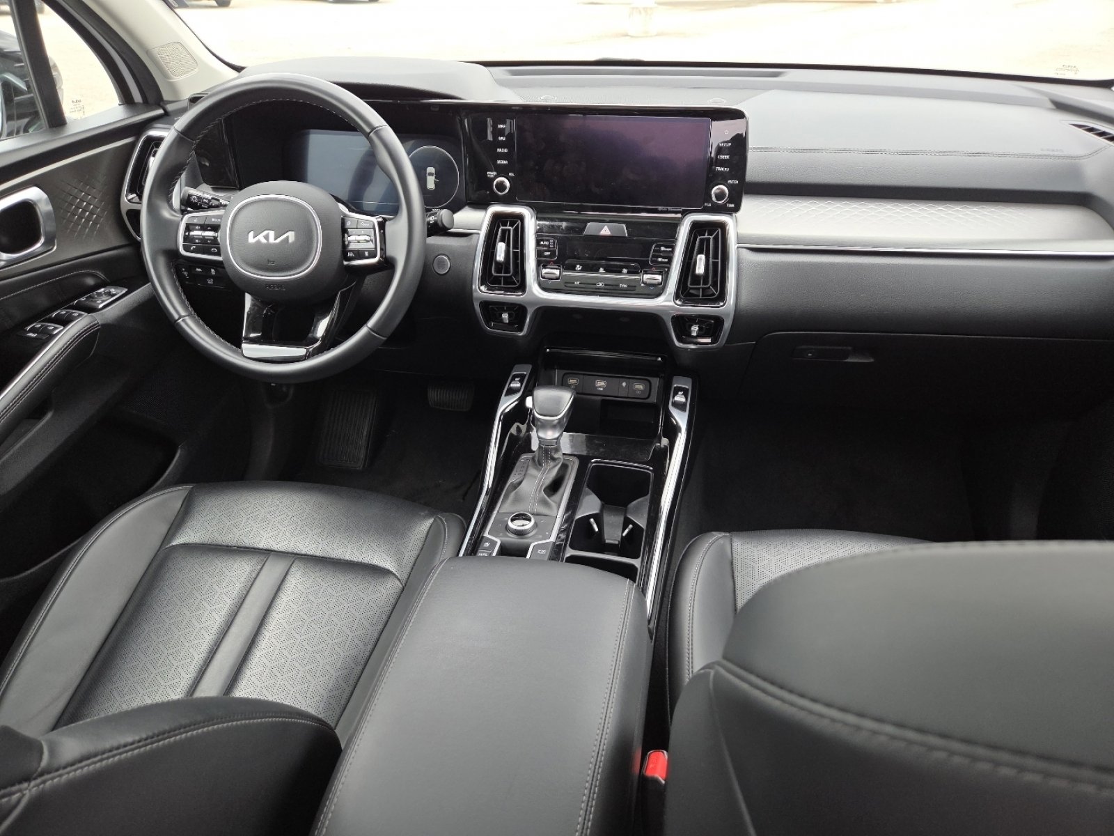 Used 2023 Kia Sorento SX image 23