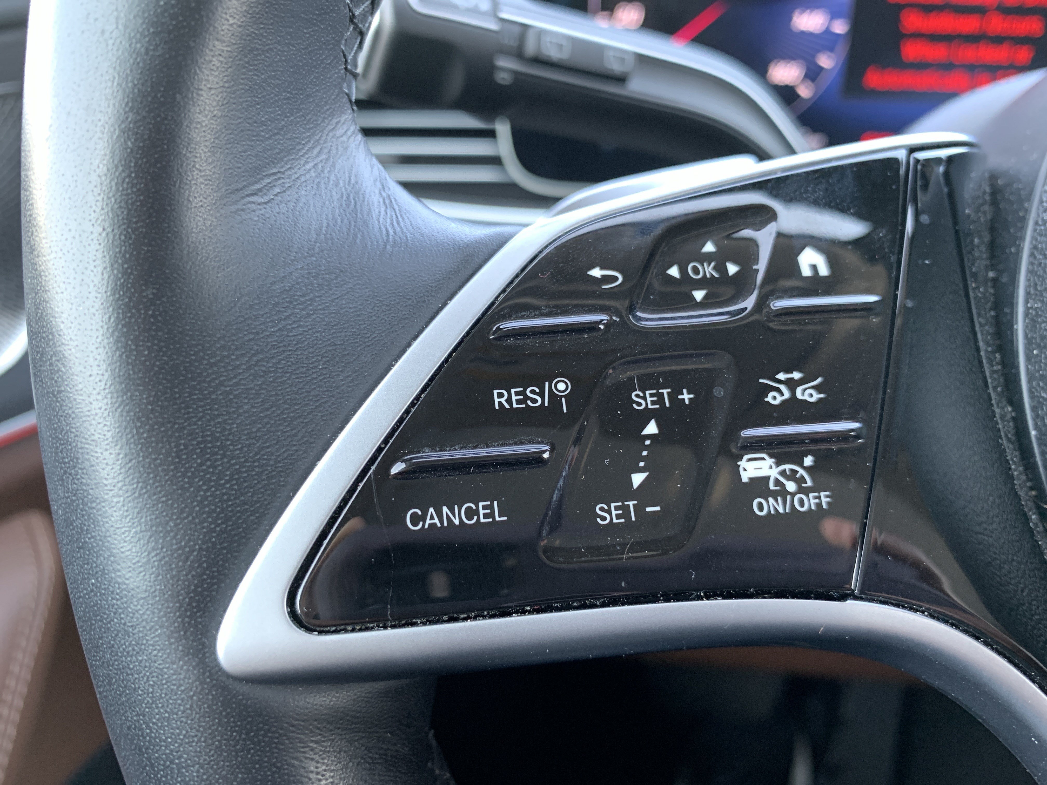 Used 2025 Mercedes-Benz GLS 450 4MATIC image 19