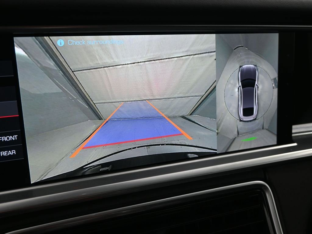 Used 2019 Porsche Panamera GTS image 22