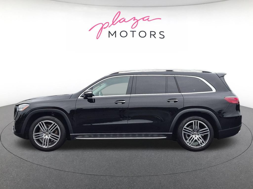 Used 2024 Mercedes-Benz GLS 450 4MATIC image 8