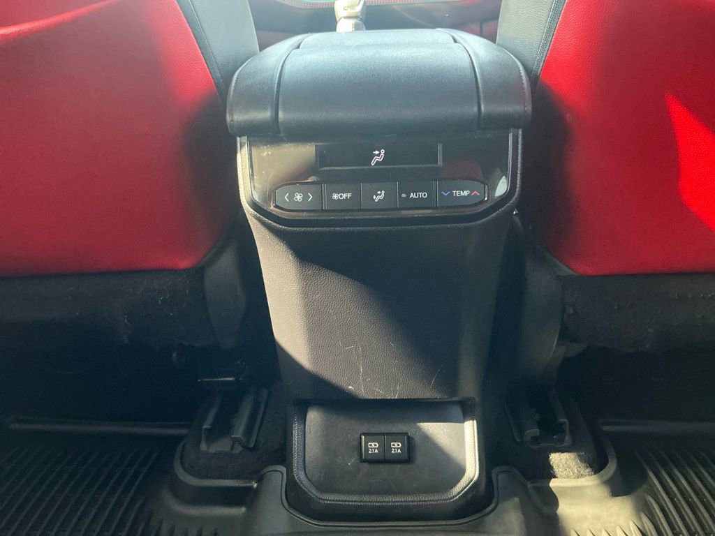 Used 2021 Toyota Highlander XSE image 20