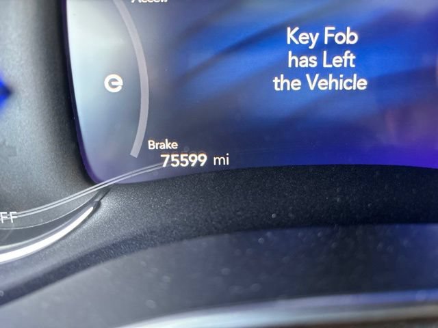 Used 2021 Chrysler Pacifica Pinnacle FWD image 19