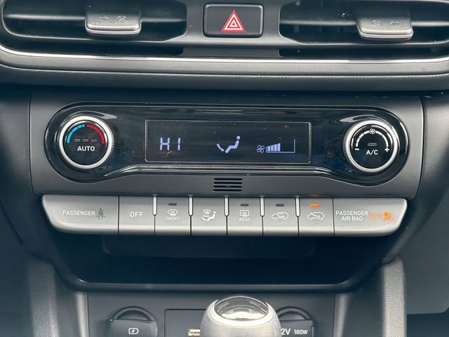 Used 2022 Hyundai Kona SEL w/ Convenience Package image 19