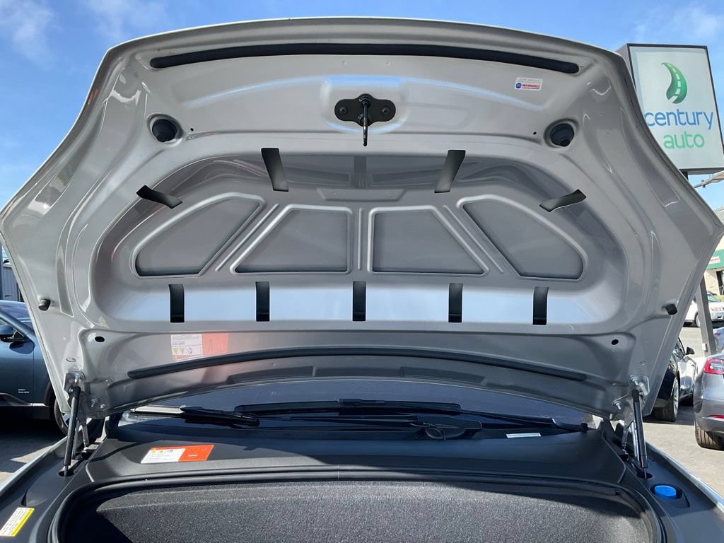 Used 2016 Tesla Model X 75D AWD/4WD image 14