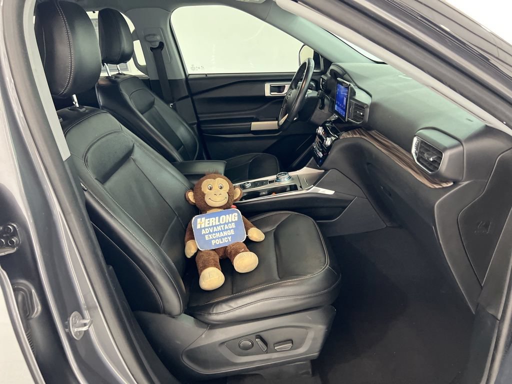 Used 2022 Ford Explorer Limited AWD/4WD image 24