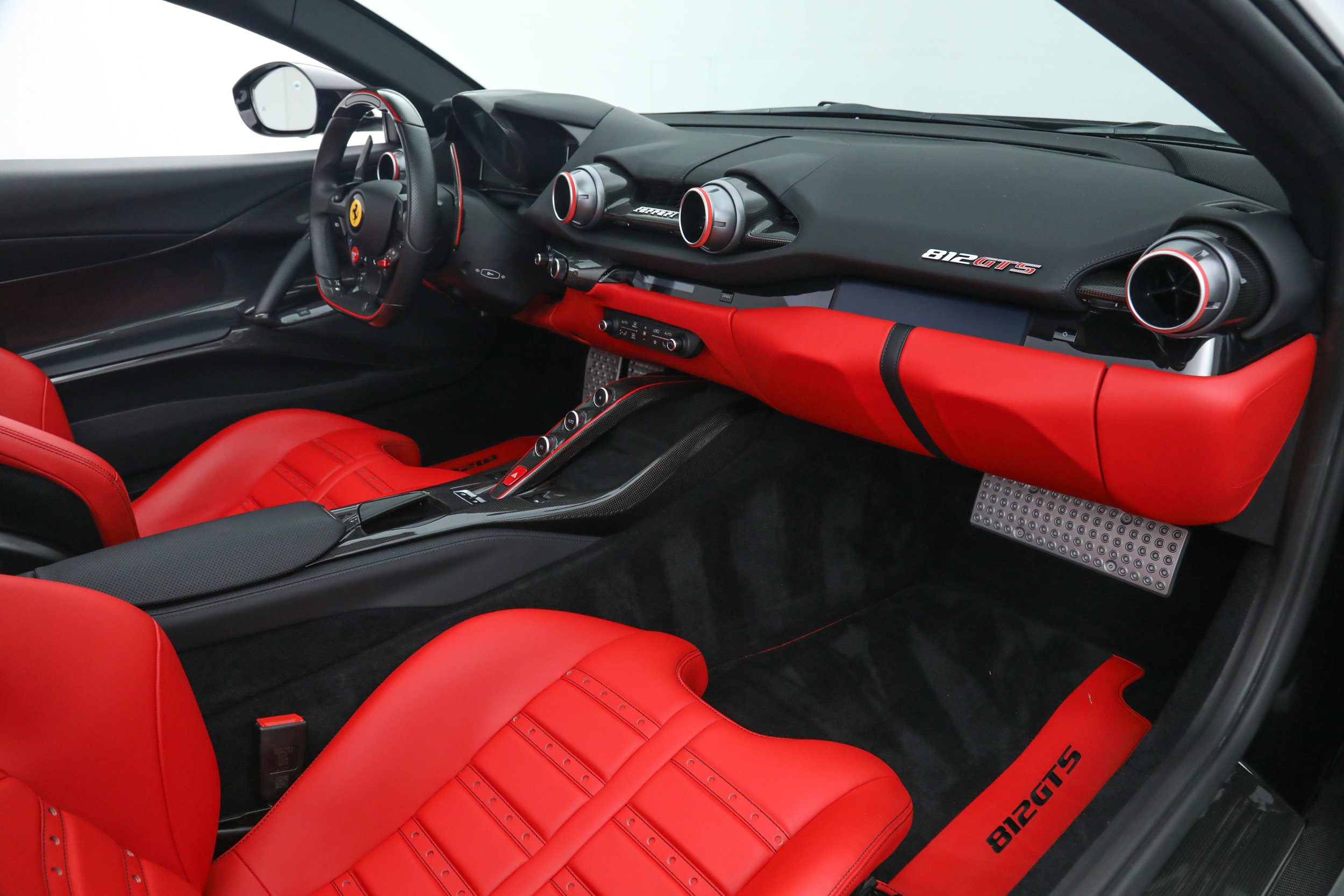 Certified 2023 Ferrari 812 GTS image 21