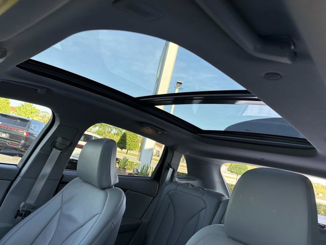 Used 2022 Lincoln Nautilus Reserve w/ Equipment Group 201A image 37