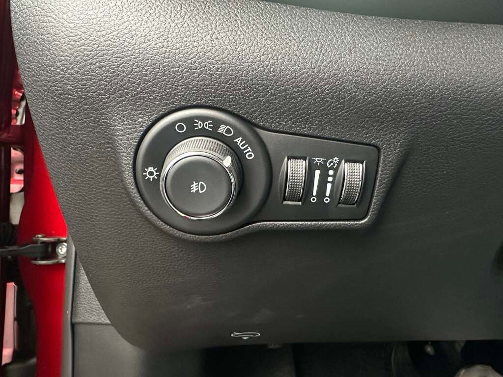 New 2026 Jeep Compass Trailhawk image 19