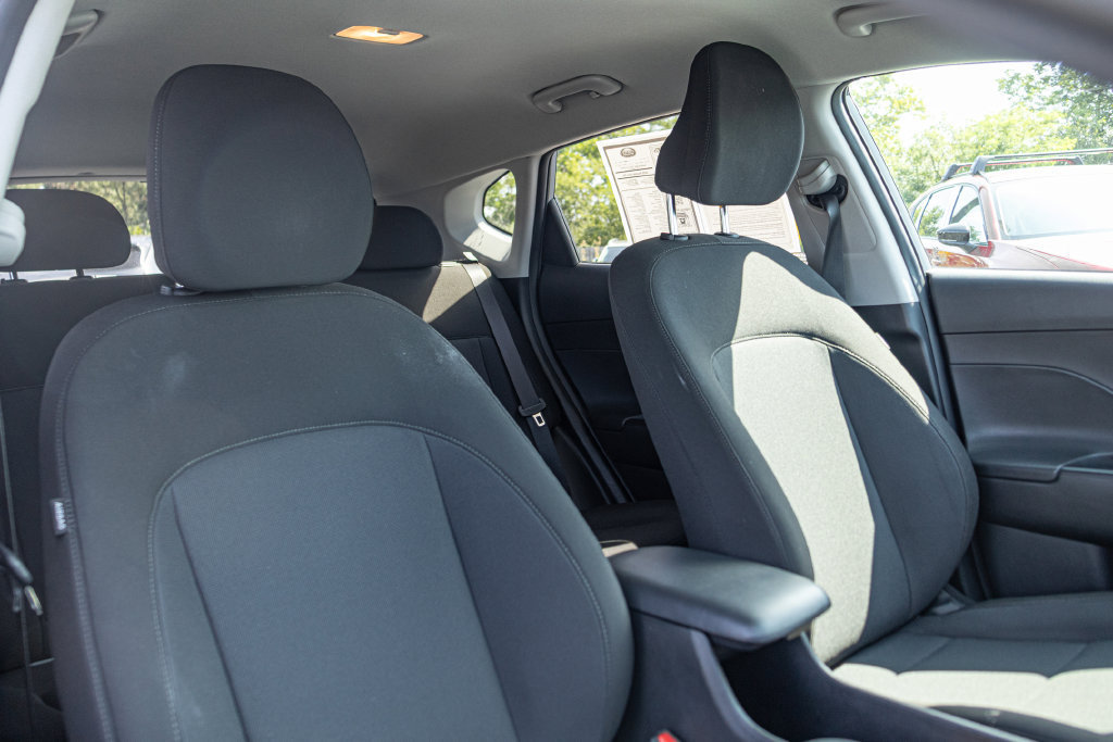 Certified 2025 Hyundai Kona SEL AWD/4WD image 33