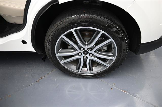 Certified 2024 Ford Edge Titanium AWD/4WD image 22