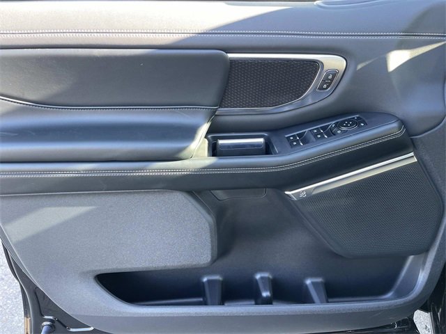 New 2025 Ford Expedition Max Platinum w/ Stealth Appearance Package image 23