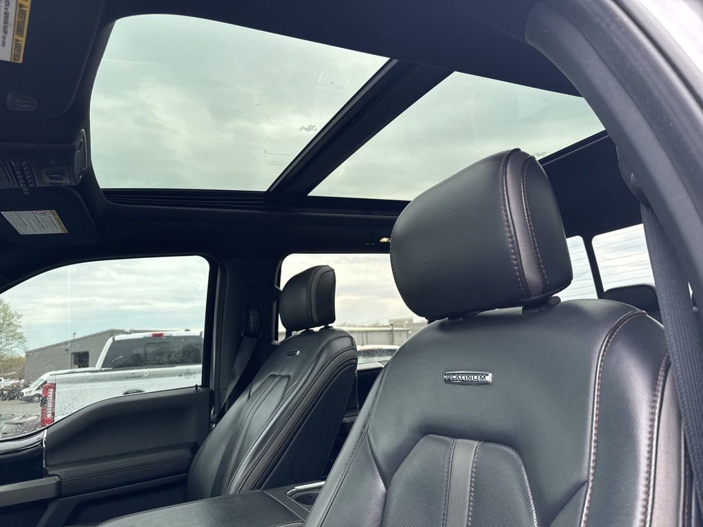 Used 2022 Ford F350 Platinum image 13