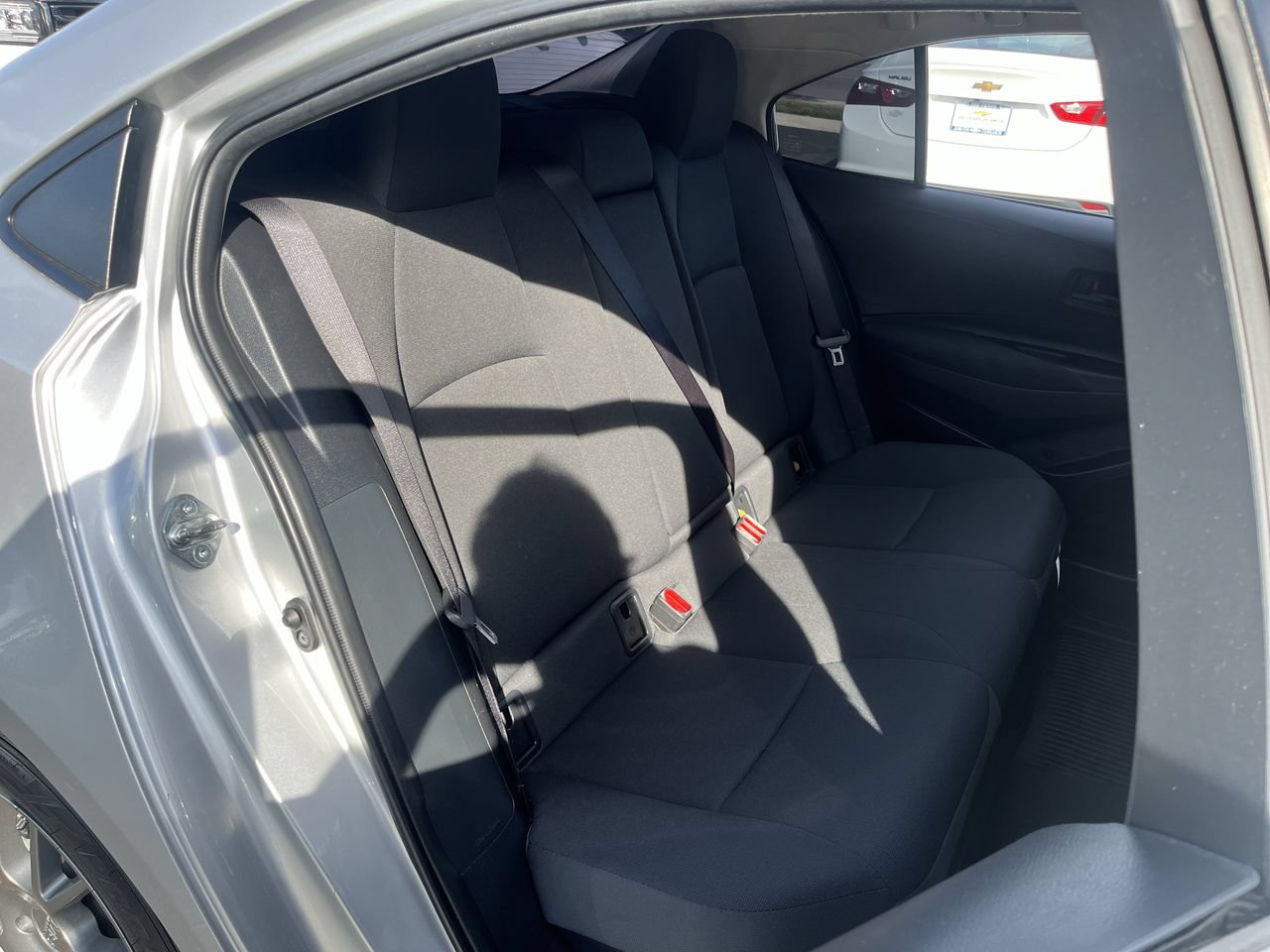 Used 2022 Toyota Corolla LE FWD image 23