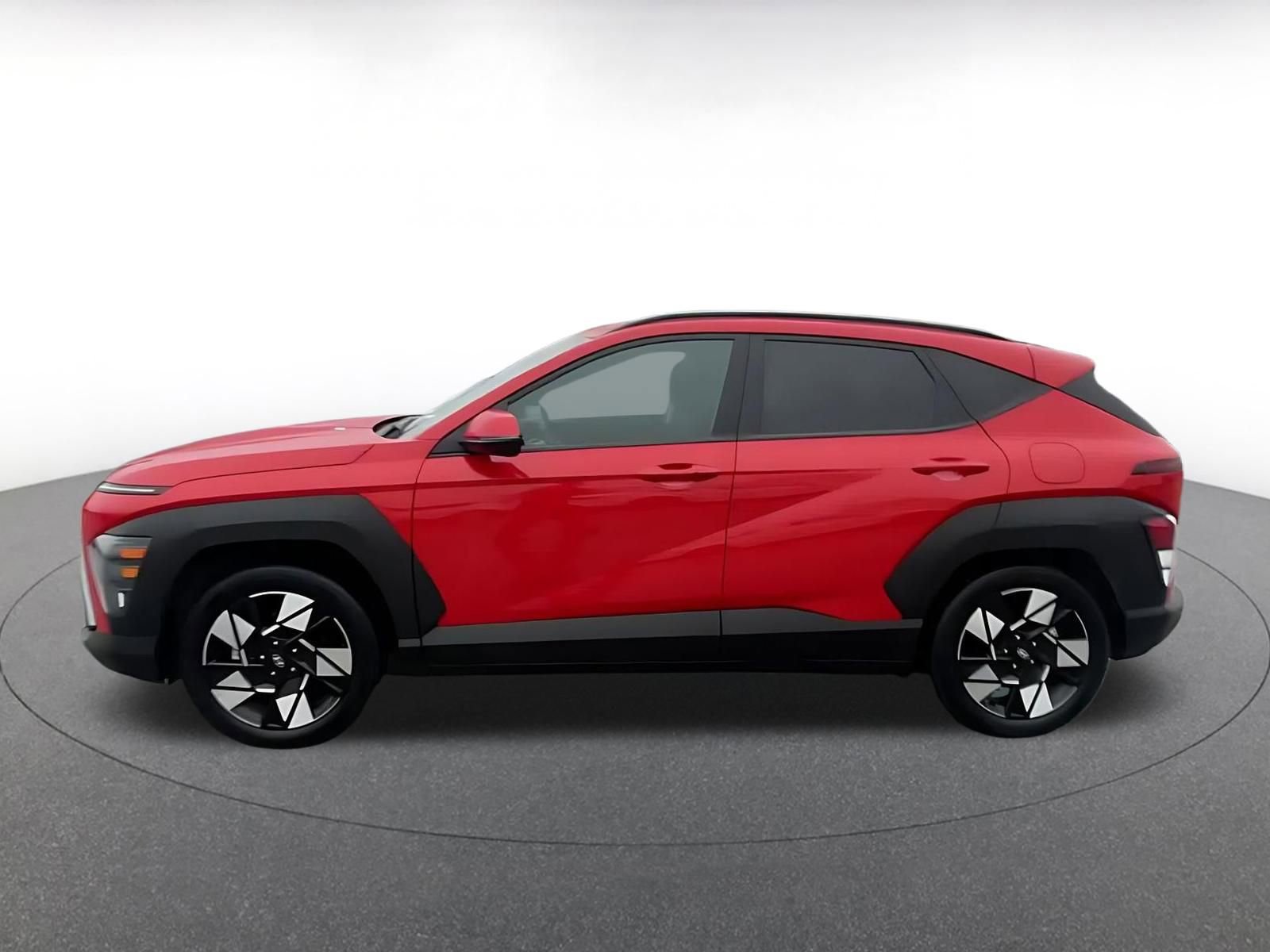 Used 2025 Hyundai Kona SEL image 8