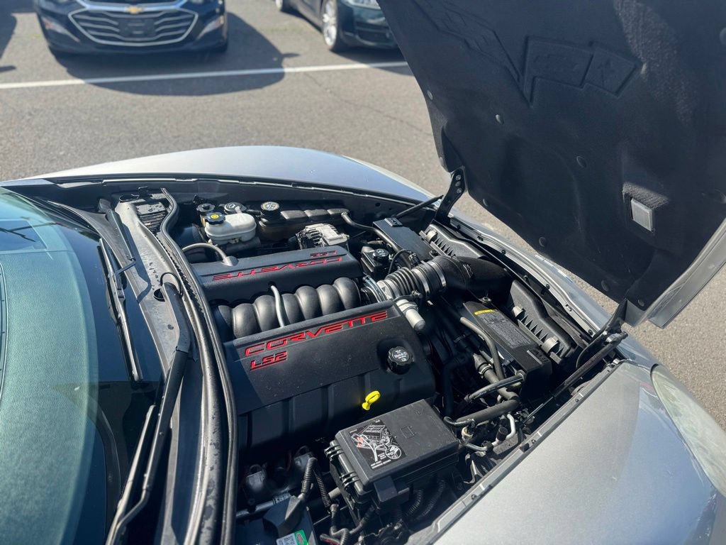 Used 2005 Chevrolet Corvette Convertible w/ Preferred Equipment Group RWD image 21