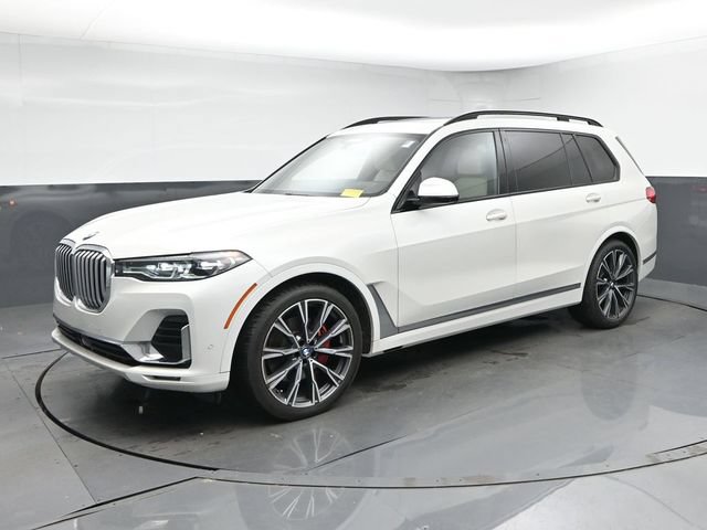 Used 2021 BMW X7 xDrive40i w/ Premium Package AWD/4WD image 4