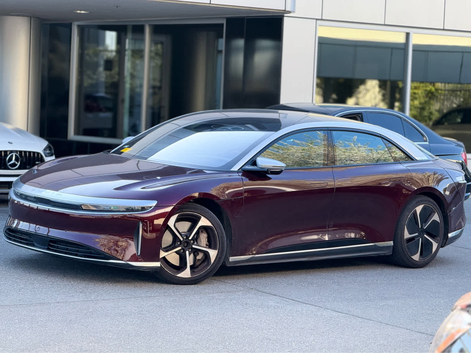 Used 2024 Lucid Air Grand Touring image 2