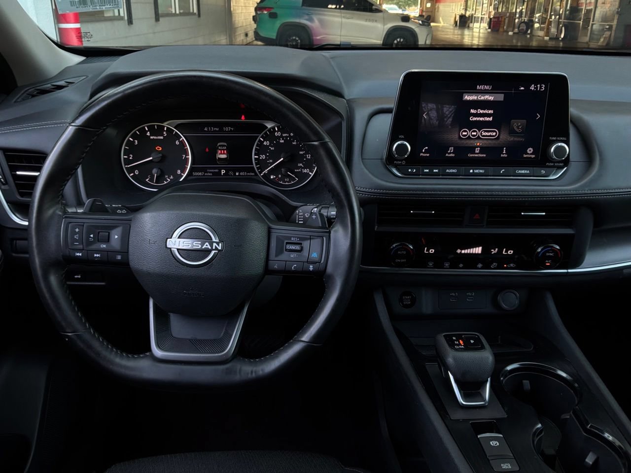 Used 2025 Nissan Rogue SV FWD image 14