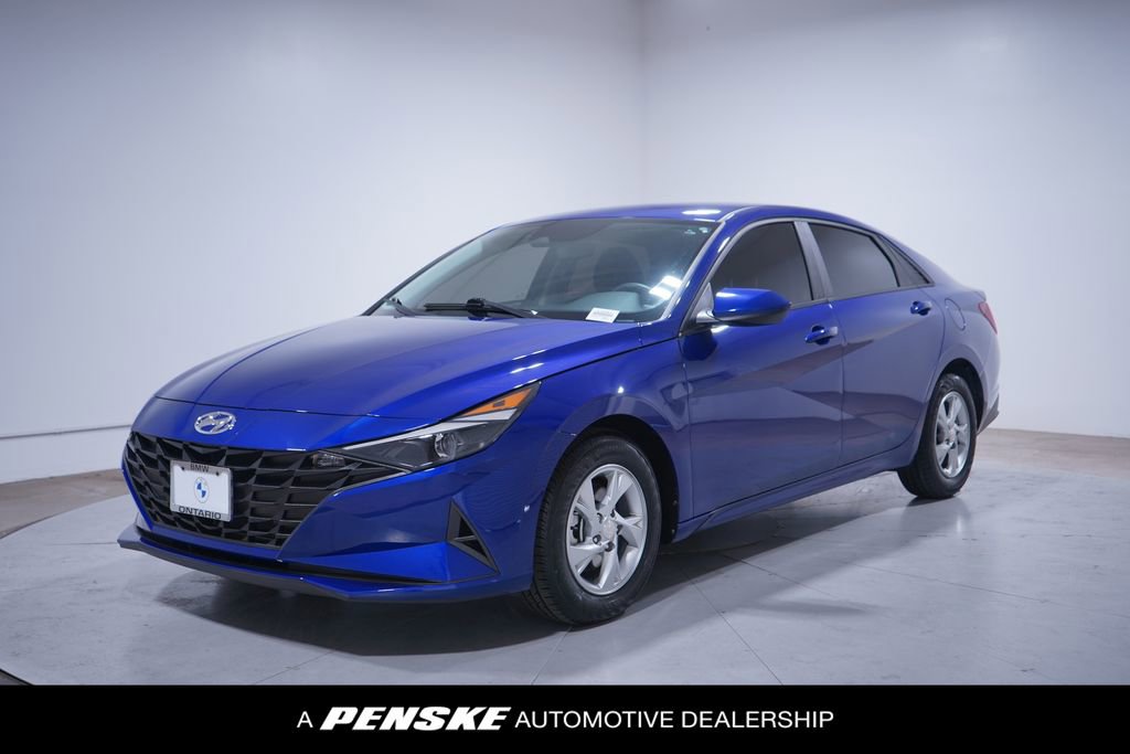 Used 2023 Hyundai Elantra SE w/ Cargo Package