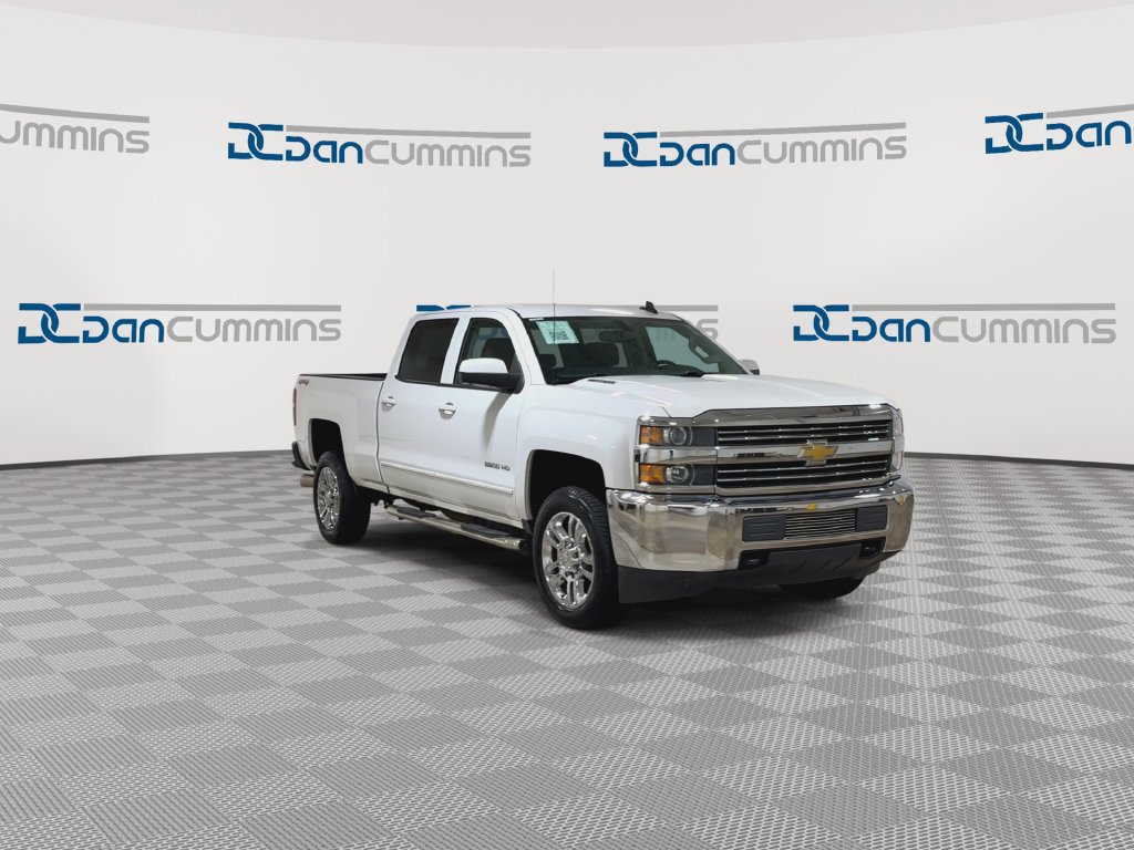 Used 2015 Chevrolet Silverado 2500 LT AWD/4WD image 2