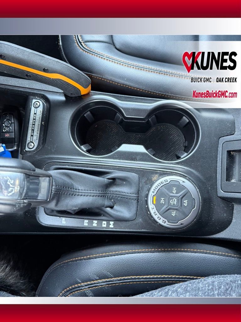 Used 2023 Ford Bronco Badlands w/ Sasquatch Package image 20