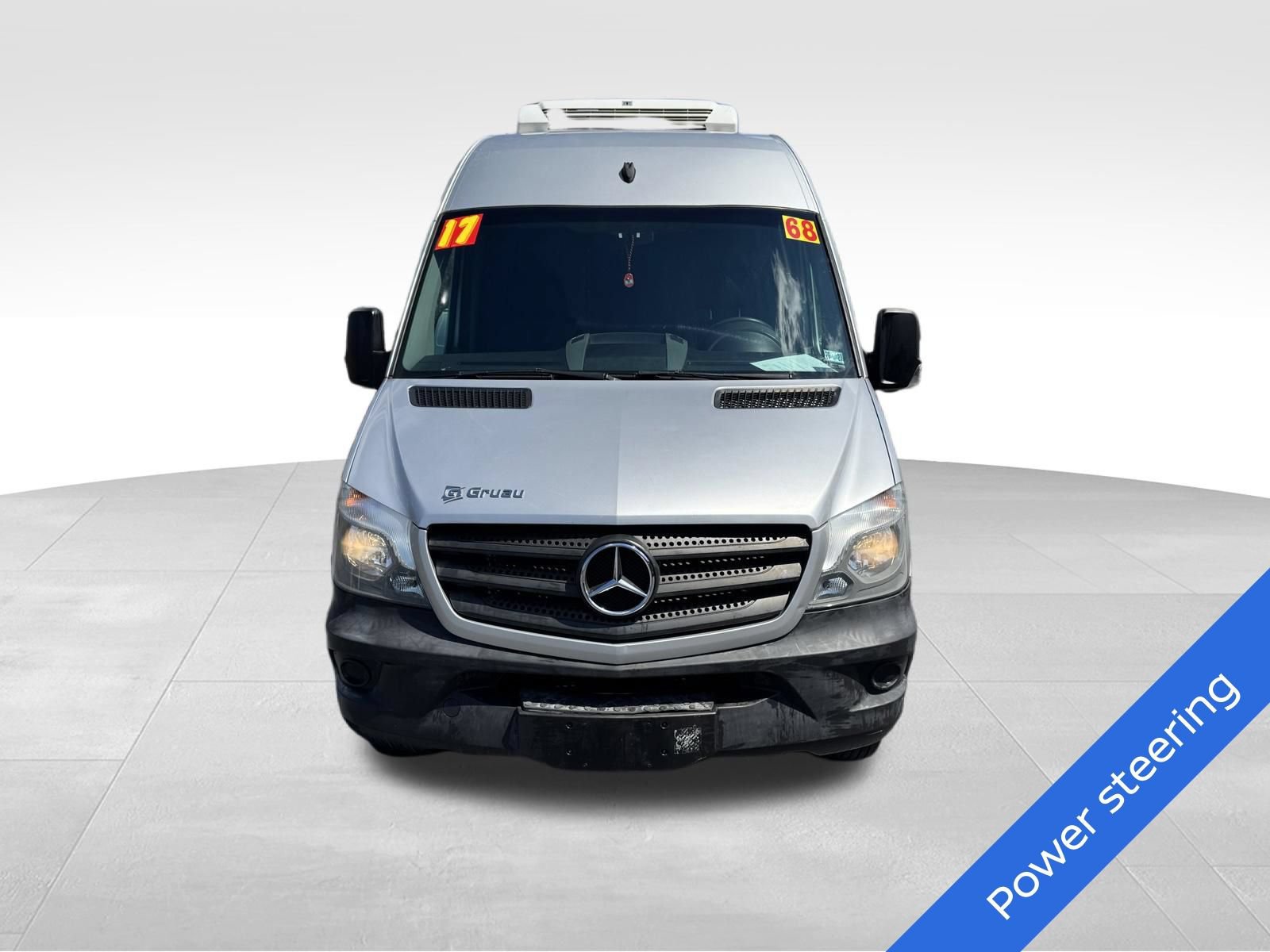 Used 2017 Mercedes-Benz Sprinter 3500 image 2
