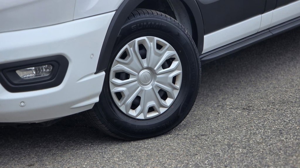 Used 2023 Ford Transit 350 XLT image 2