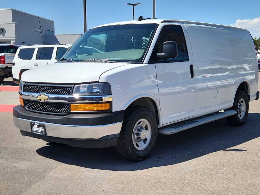 Used 2021 Chevrolet Express 2500 w/ Driver Convenience Package image 4