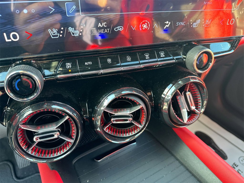 Used 2025 Chevrolet Blazer EV RS w/ Super Cruise Package image 24