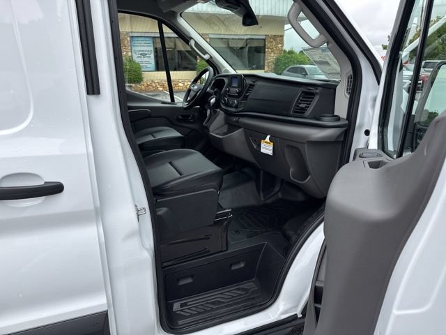 New 2025 Ford Transit 250 148 Medium Roof w/ Load Area Protection Package RWD image 17
