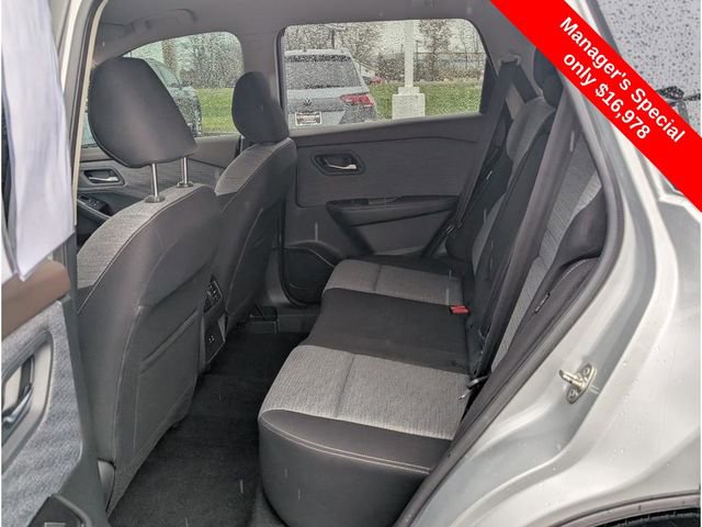 Used 2021 Nissan Rogue SV image 9