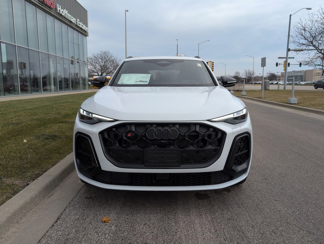 New 2025 Audi SQ5 Prestige image 27