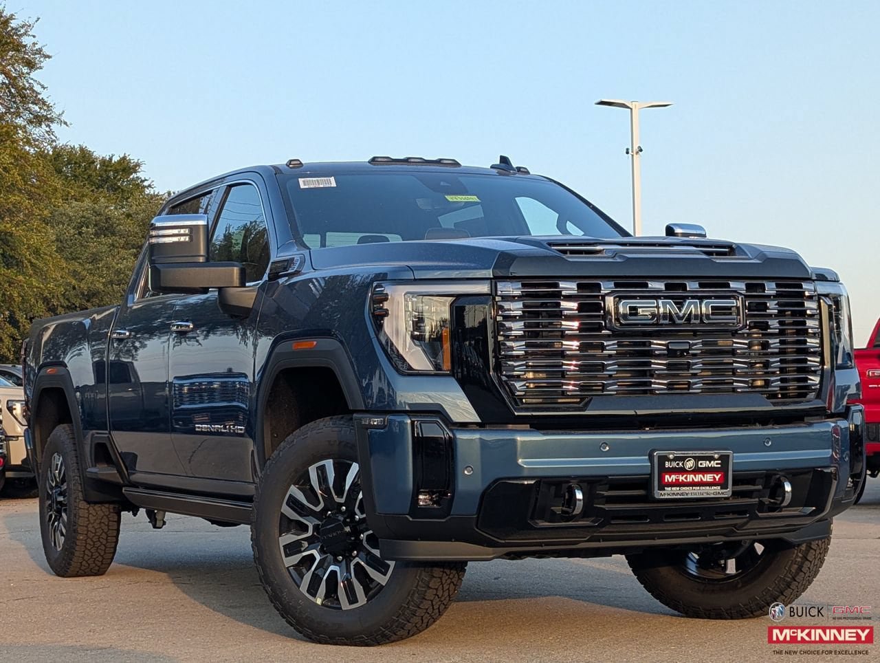 New 2026 GMC Sierra 2500 Denali Ultimate AWD/4WD image 1