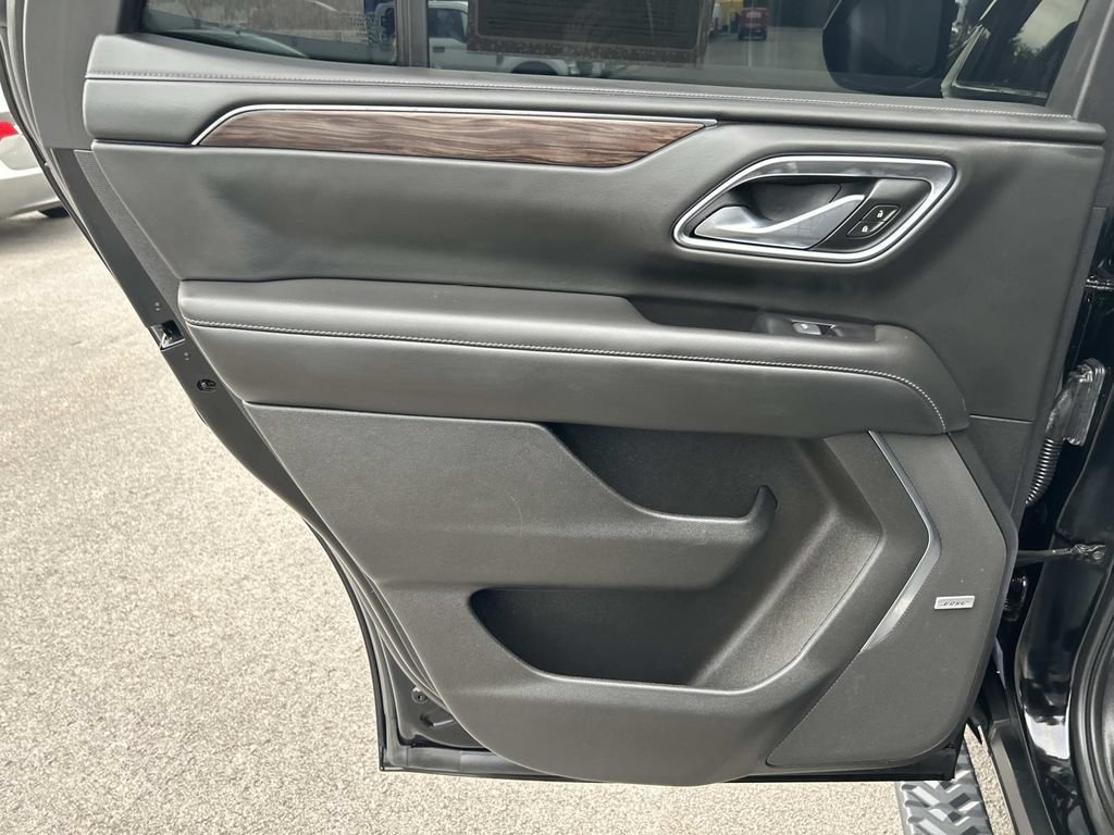Used 2021 Chevrolet Tahoe Z71 AWD/4WD image 28