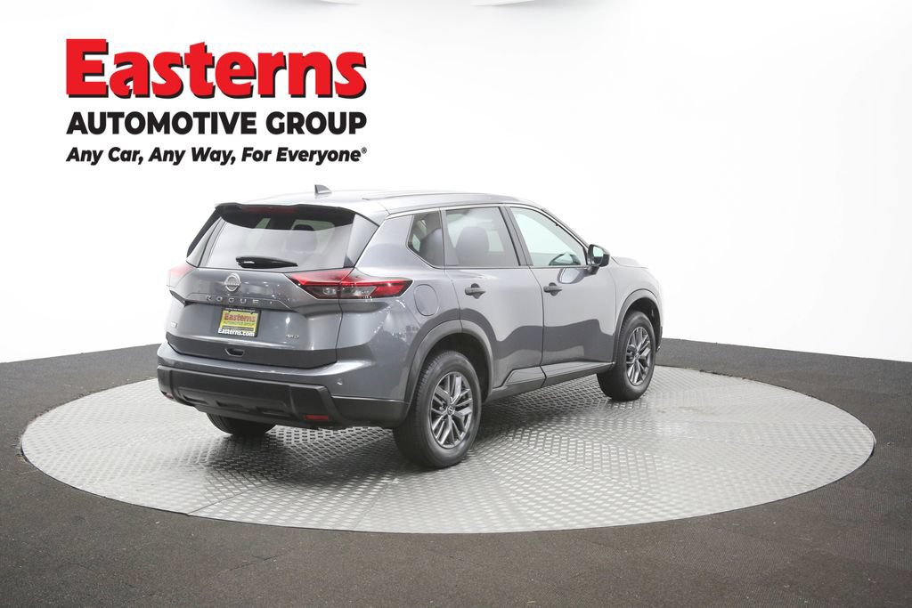 Used 2024 Nissan Rogue S AWD/4WD image 36