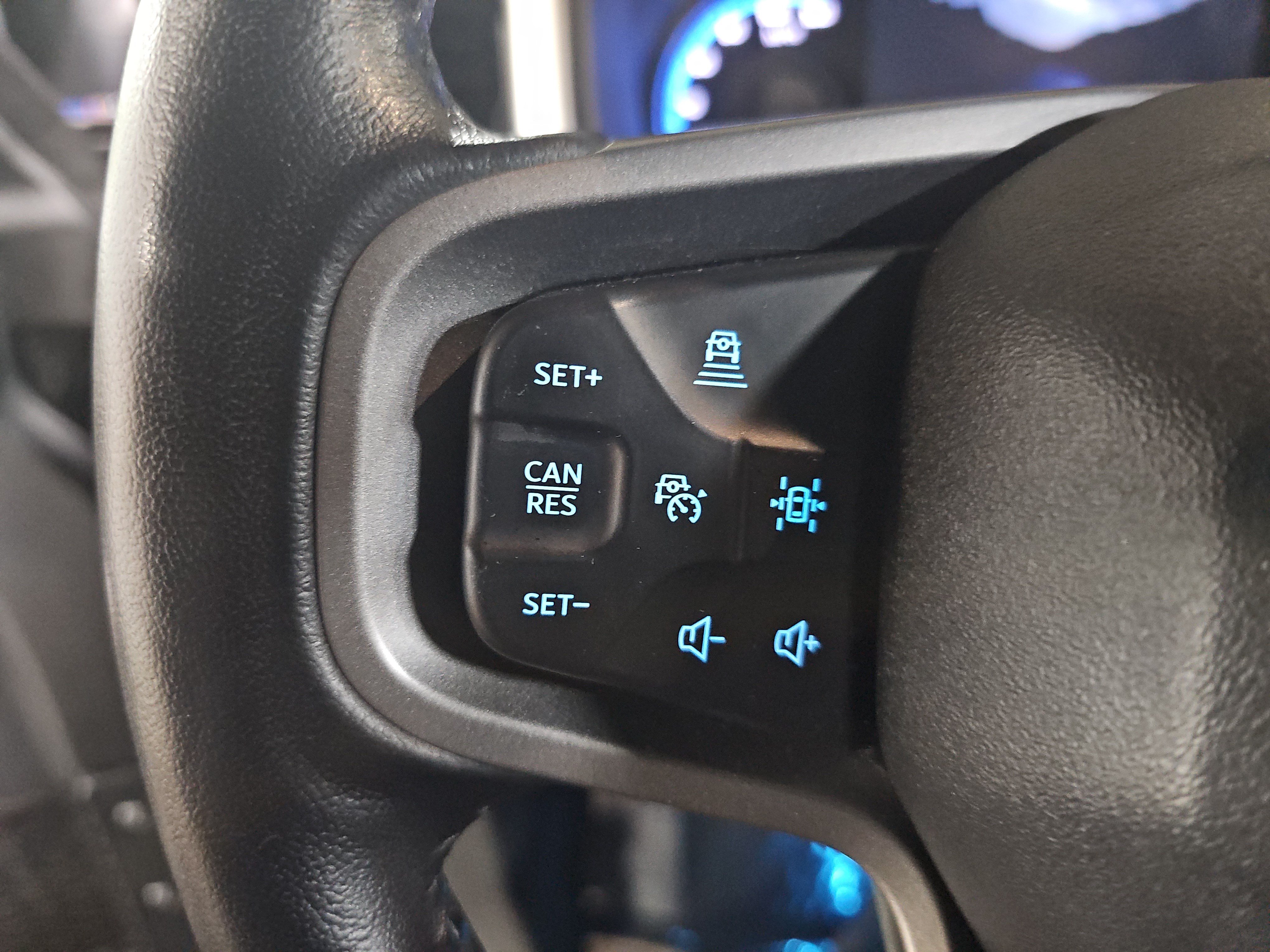 Used 2022 Ford Bronco Outer Banks w/ Sasquatch Package AWD/4WD image 17
