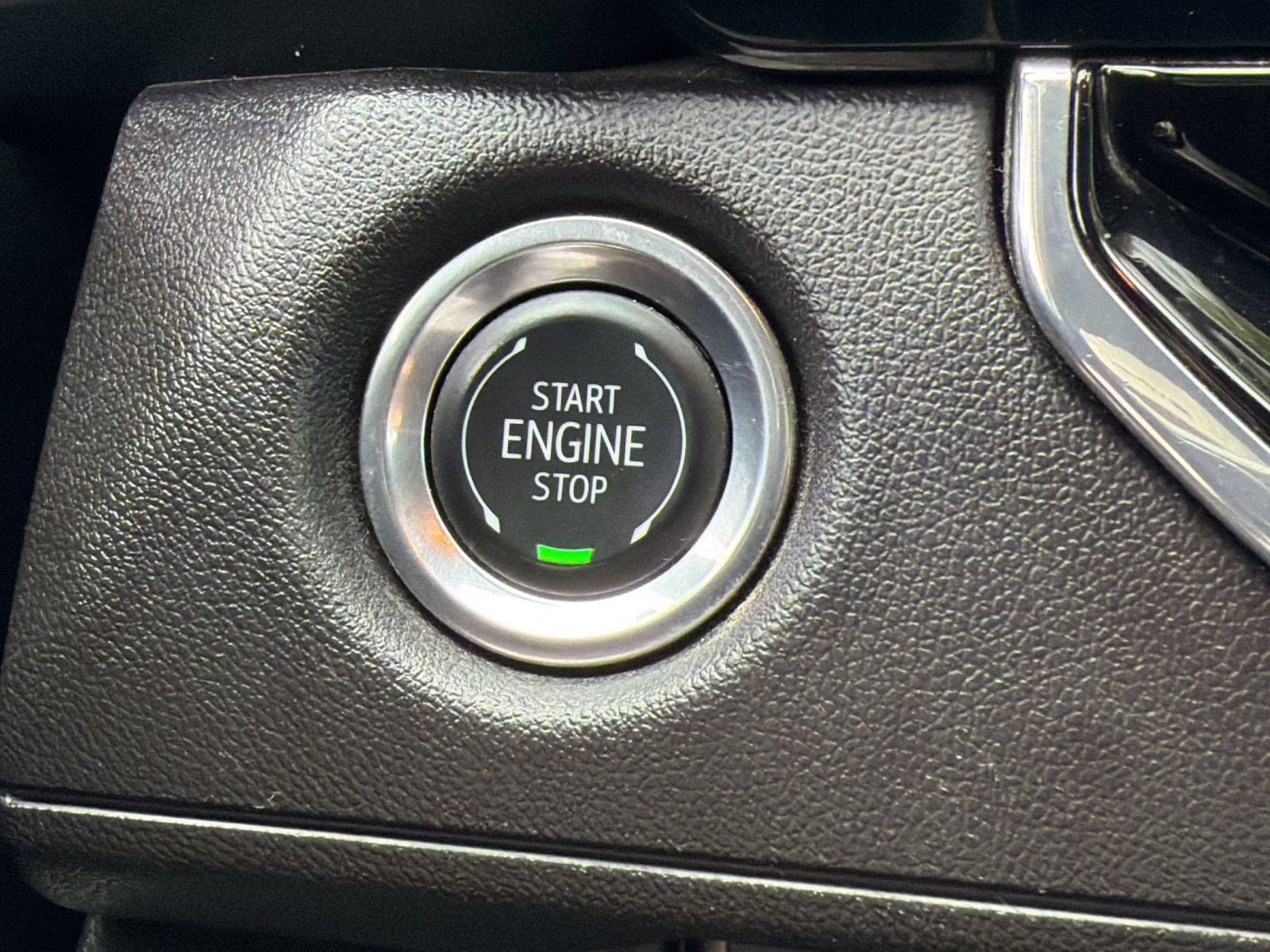 Certified 2024 Chevrolet Colorado Trail Boss w/ Advanced Trailering Package AWD/4WD image 16